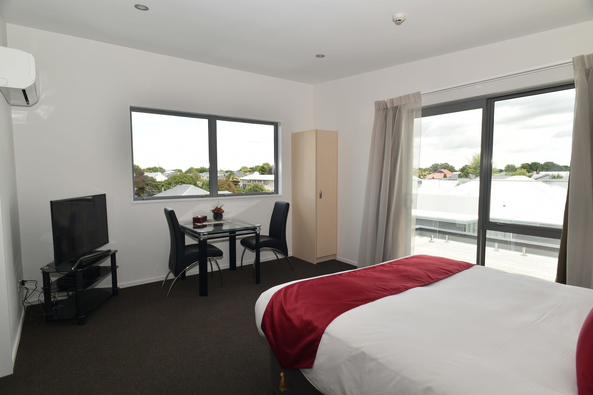Bealey Plaza Motel Christchurch Eksteriør billede A typical studio apartment
