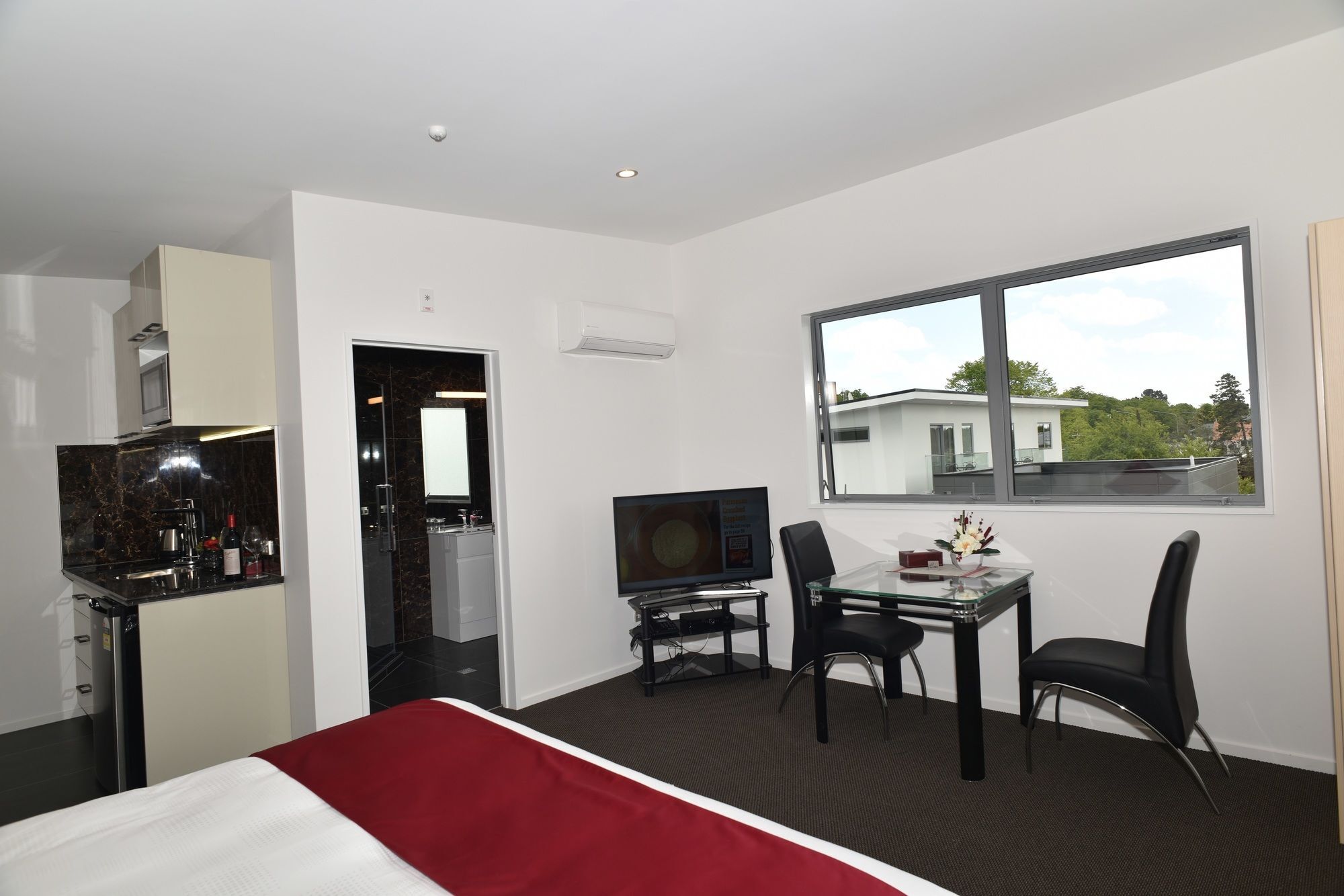 Bealey Plaza Motel Christchurch Eksteriør billede A typical studio apartment